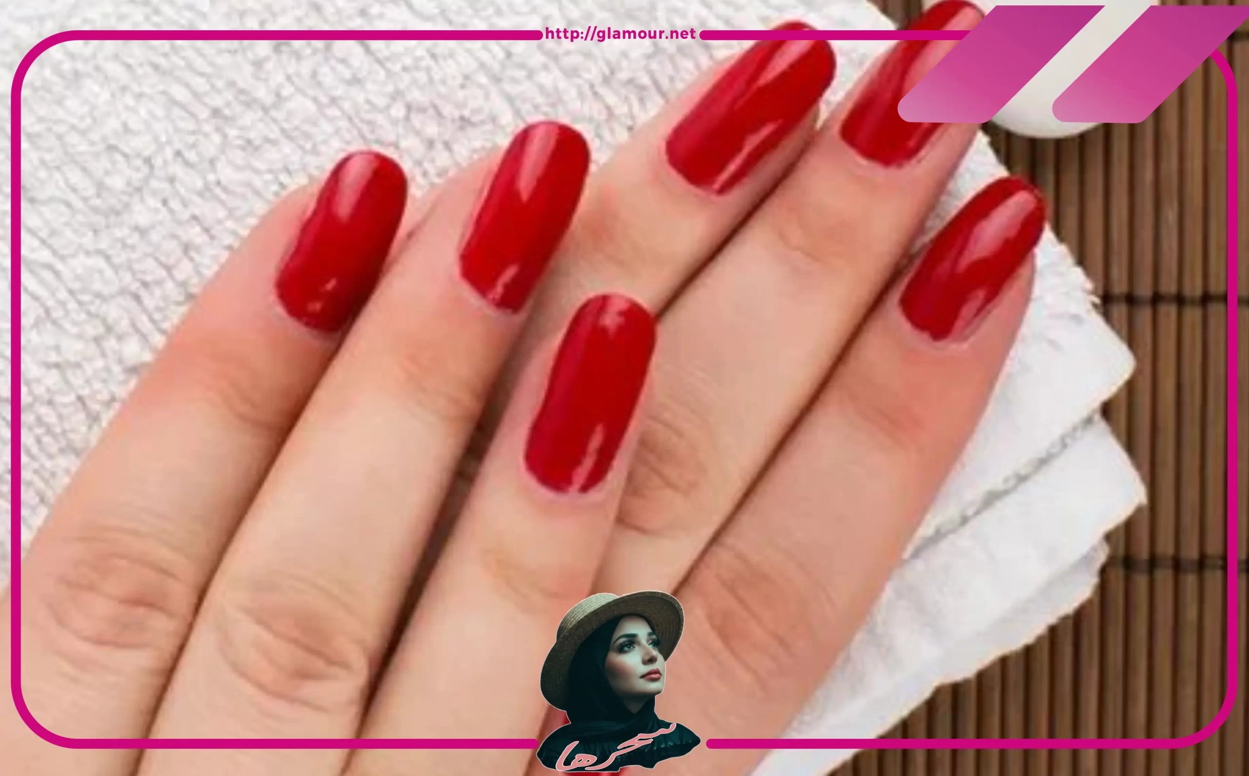 المناكير الأحمر الكلاسيكي